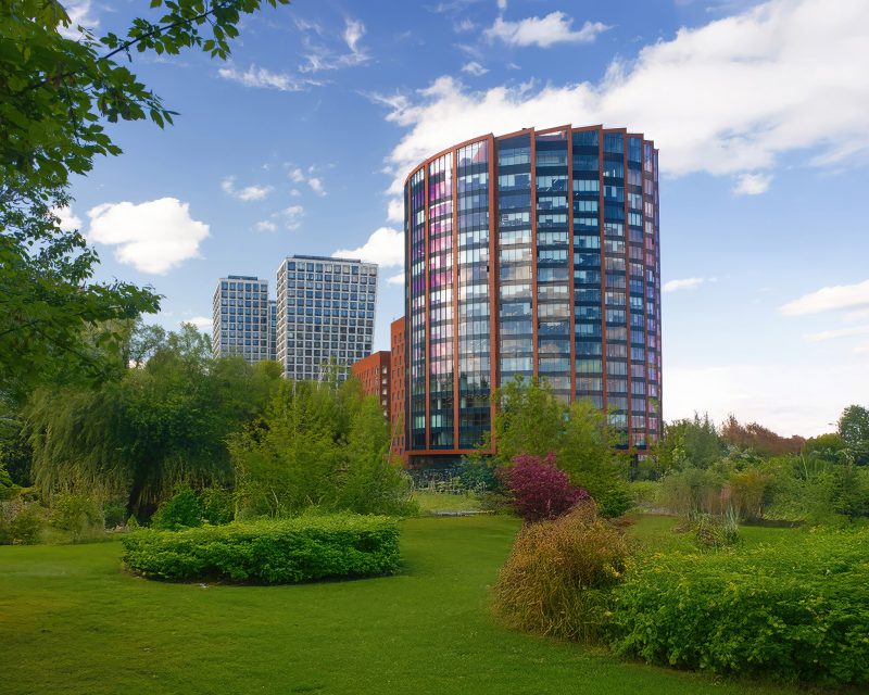 DM Tower, острые грани из клинкерного кирпича и стекла, Новоданиловская набережная, Даниловский район, ЮАО, Москва