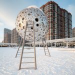 Чайка-снайпер на столбе, набережная ЖК Сердце столицы, Шелепихинская набережная, Пресненский район