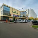 ТЦ Столица, фрагмент фасада и входная группа, Солнцевский проспект, Солнцево