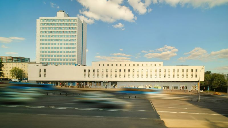 Варшавское шоссе 33с12, бывший НИЦЭВТ, здание-корабль, лежачий небоскреб, Москва