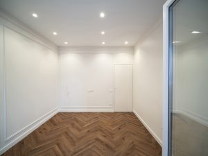 Завершающая фотография интерьера малой комнаты. Проект однодневной съемки в Мытищах завершен.