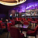 Барная стойка с неоновой подсветкой