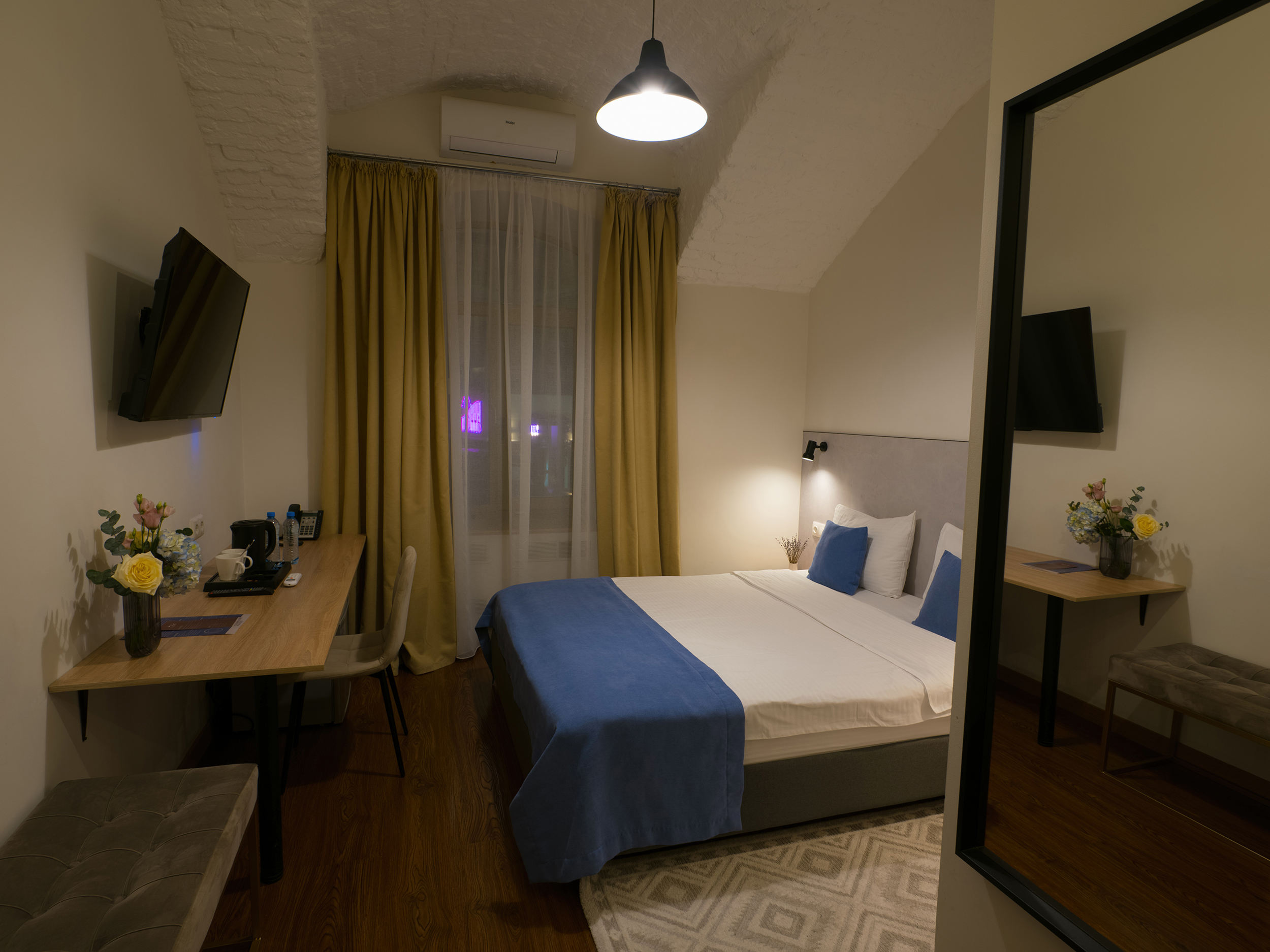 Исходник для самостоятельной цветокоррекции Сырой материал съемки гостиницы. Москва, Кирилл Толль