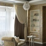 Москва. Гостиничный номер бизнес-класса. Эргономичное решение рабочей зоны соответствует требованиям деловых людей