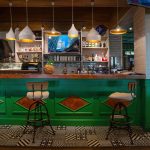 Рабочий кабинет и зона отдыха в гостиничном номере