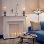 Фотосъемка отелей в портретном формате: демонстрация высоты помещений и деталей интерьера. Профессиональные услуги фотографа Кирилла Толля включают съемку в разных ракурсах для полного охвата пространства.