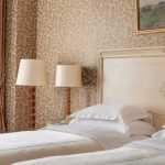 Профессиональная фотография гостиничного номера: как передать уют с помощью света? Кирилл Толль специализируется на съемке отелей в Москве и области. Работаем в Реутове, Железнодорожном, Видном и других городах Подмосковья.