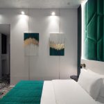 Завершающий кадр профессиональной фотосессии двух номеров отеля в центре Москвы. Искусство коммерческой фотографии для гостиничного бизнеса. Услуги фотографа, который понимает потребности отельеров и гостей.