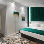 Вот они, залы и комнаты московского отеля, предстающие во всей своей красе благодаря искусству профессиональной фотографии! Съемка двух различных номеров для сайта и брошюр. Услуги фотографа для гостиничного бизнеса.