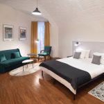 Вот она, истинная роскошь московского отеля, запечатленная объективом профессионала! Фотосъемка двух различных номеров для сайта и рекламных материалов. Услуги фотографа интерьеров для гостиничного бизнеса.