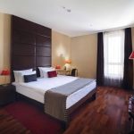 Спальная комната в отеле: фотосъемка интерьеров от Кирилла Толль. Почему выбирают наши услуги? Мы создаем атмосферные снимки, которые передают ощущение домашнего уюта в номерах