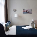 Вид из окна гостевых апартаментов в сталинском доме в Москве | Кирилл Толль