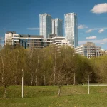 Камерный ЖК Река и высотки ЖК Небо — фотограф Кирилл Толль, экстерьеры ЗАО