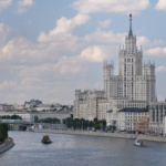 Сталинская высотка на Таганке вид с моста